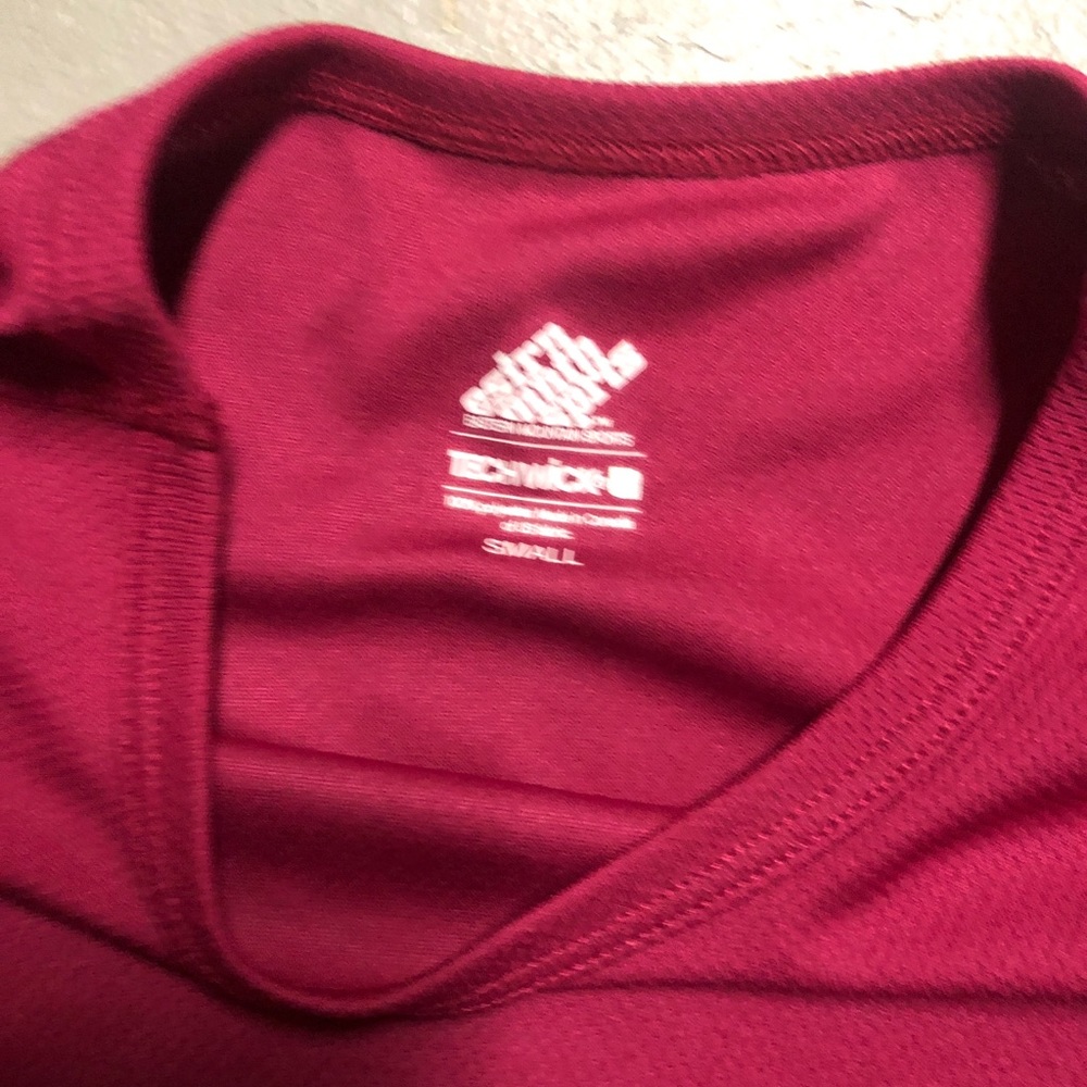 Workout Tops - Picture 3 of 3